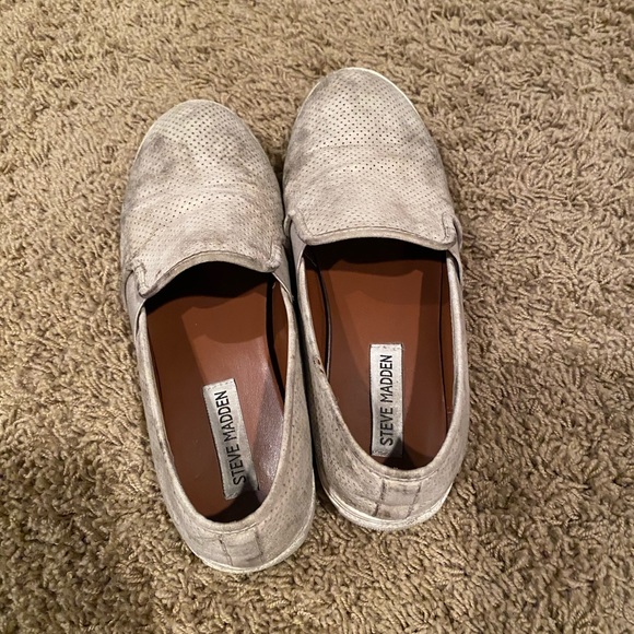 Steve Madden slip on sneakers - Picture 3 of 4